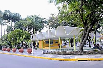 Coberta em argamassa armada na Praça da Convenção, Beberibe, Recife